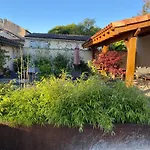 La Maison Du Parc Oct To June Entire House 3 Bedrooms Sleeps 6 July To Sept Bed & Breakfast Saint-Vite